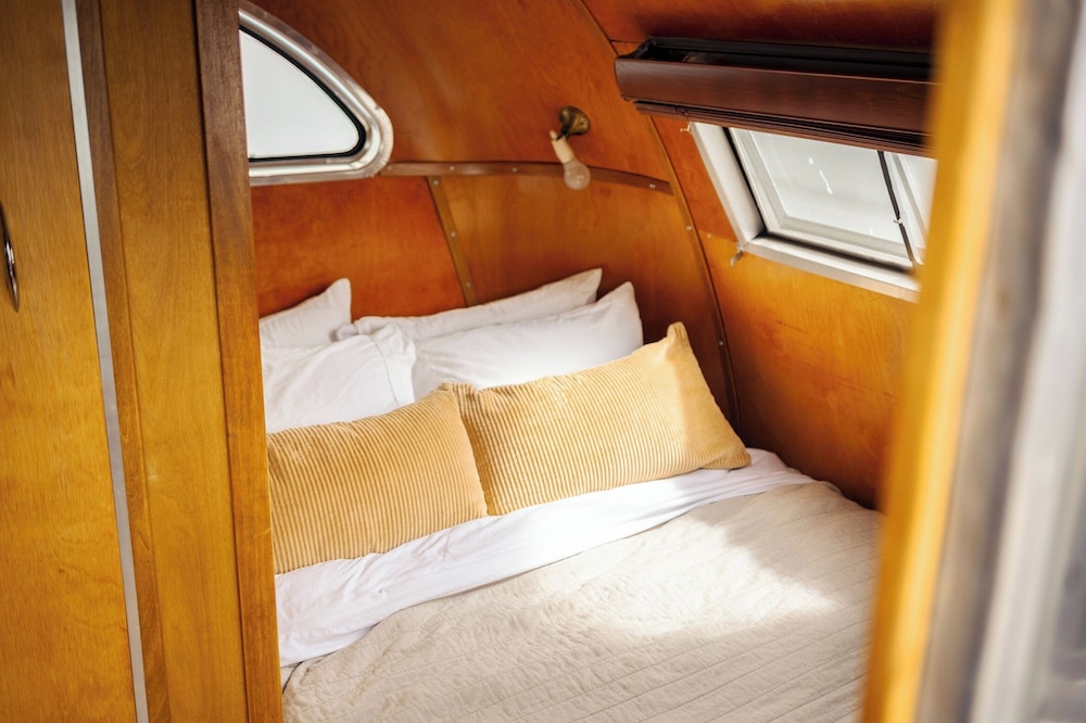 Corduroy Boutique Lodge - photo 21