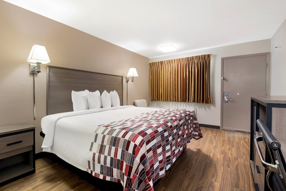 Red Roof Inn Chattanooga Lookout Mountain - photo 8