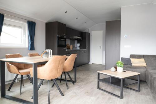Austernfischer 4a - carbon neutral hotel in Unknown City