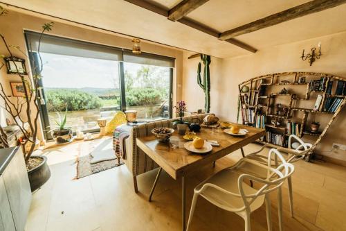 Romantic Country Annex With Views 10 Min To Bath — Cold Ashton