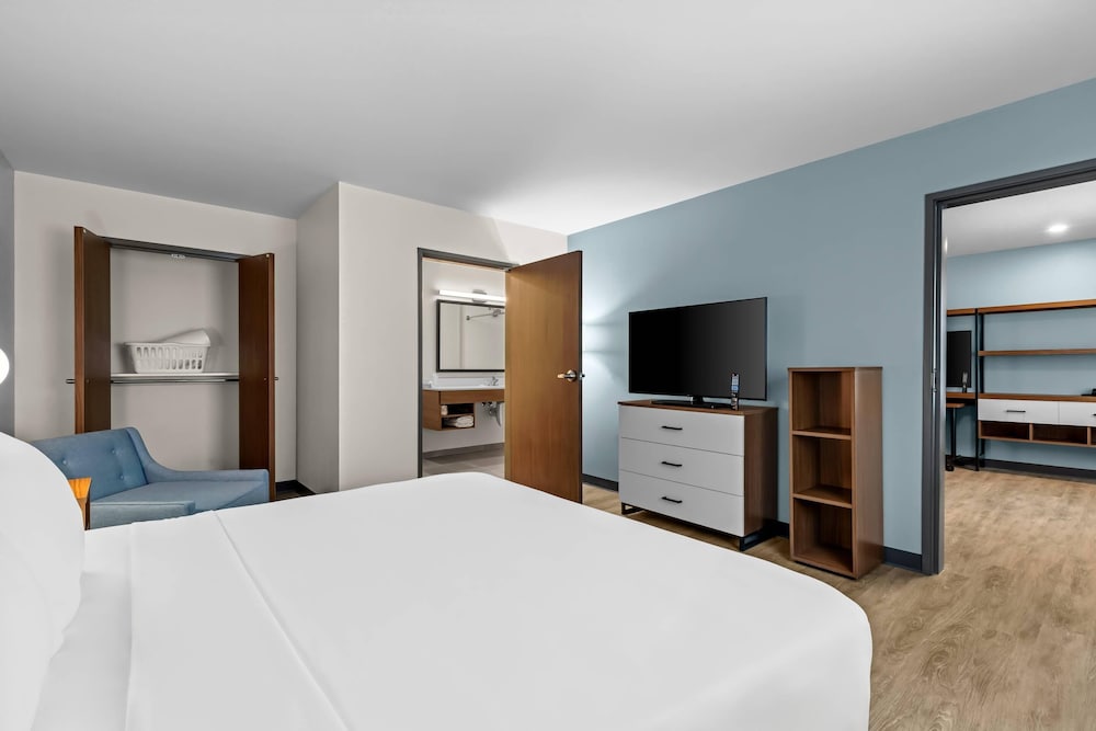 Everhome Suites Temecula - photo 40