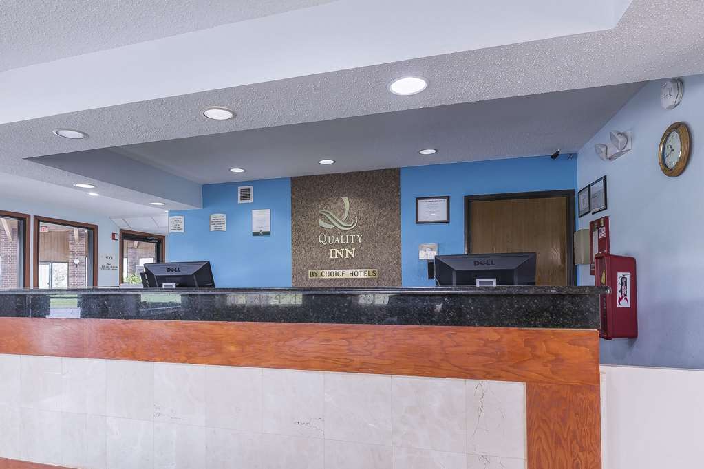 Quality Inn Sycamore DeKalb - photo 6