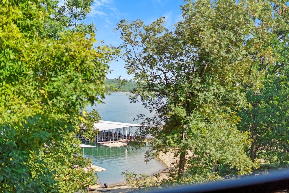Table Rock Resorts at Indian Point - photo 822
