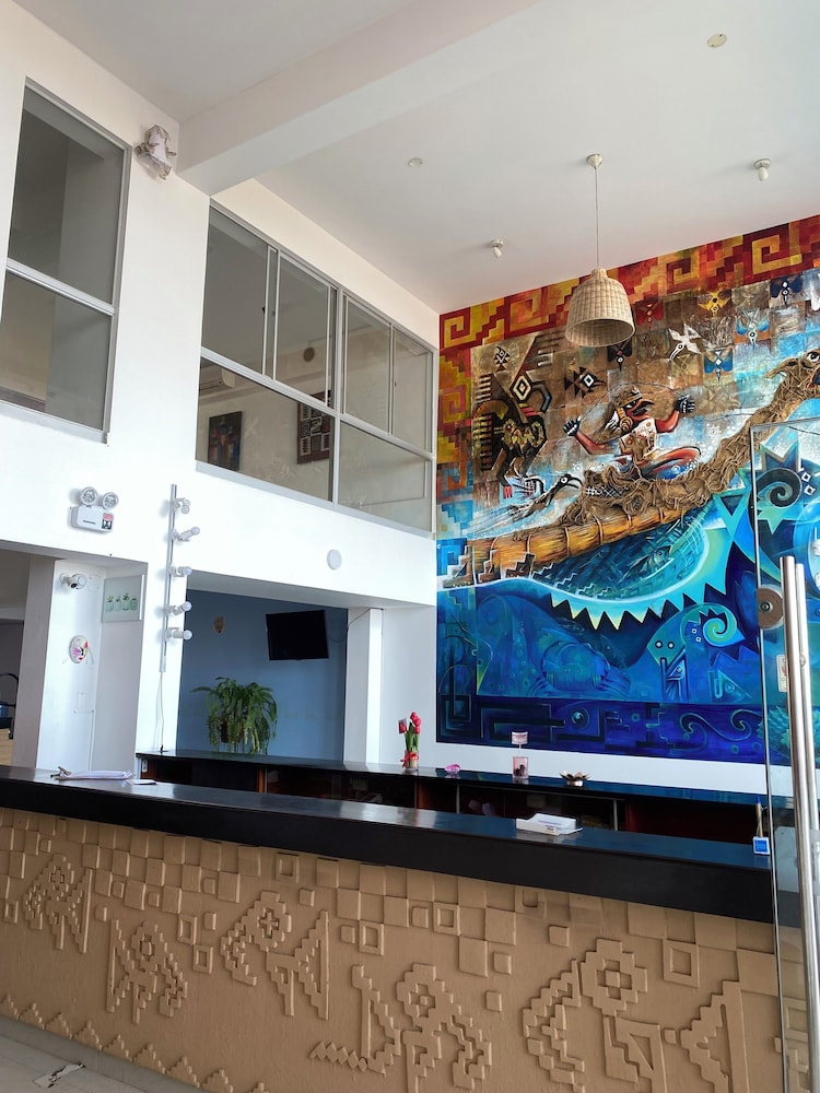 Mochican Palace Hotel — Huanchaco — photo 2