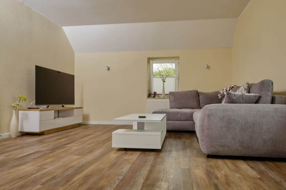 Ferienwohnung Schwarting — 4-Star Luxury Hotel in Wiefelstede, Germany