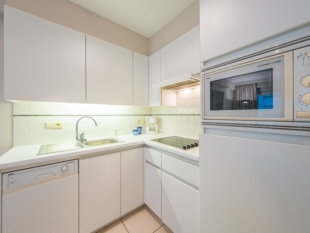 Well maintained Apartment With sea View — 4-Star Luxury Hotel in Middelkerke, Belgium
