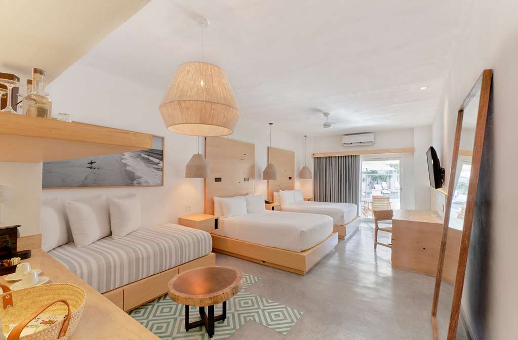 Poolside Double - - Bahia Hotel & Beach House
