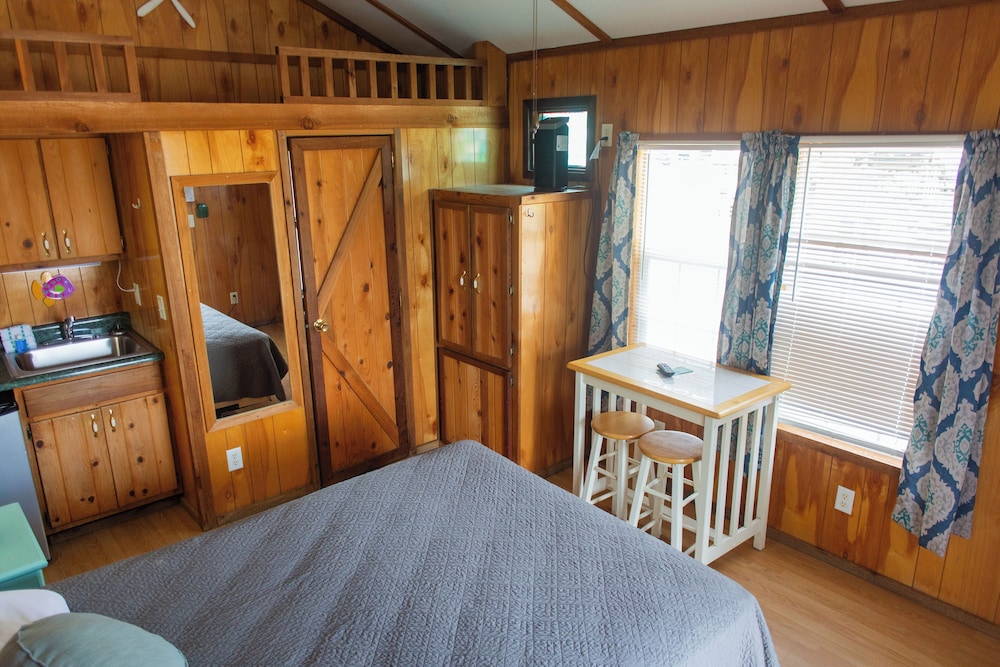 Navarre Beach Camping Resort - photo 12