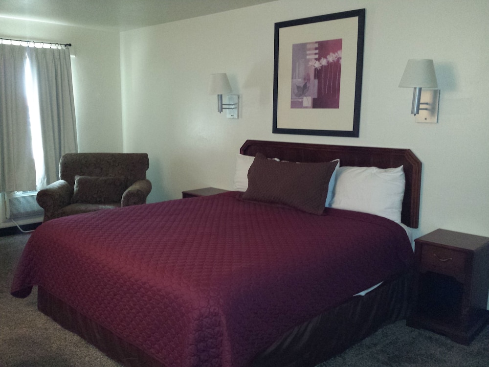 West Plains Motel - photo 21