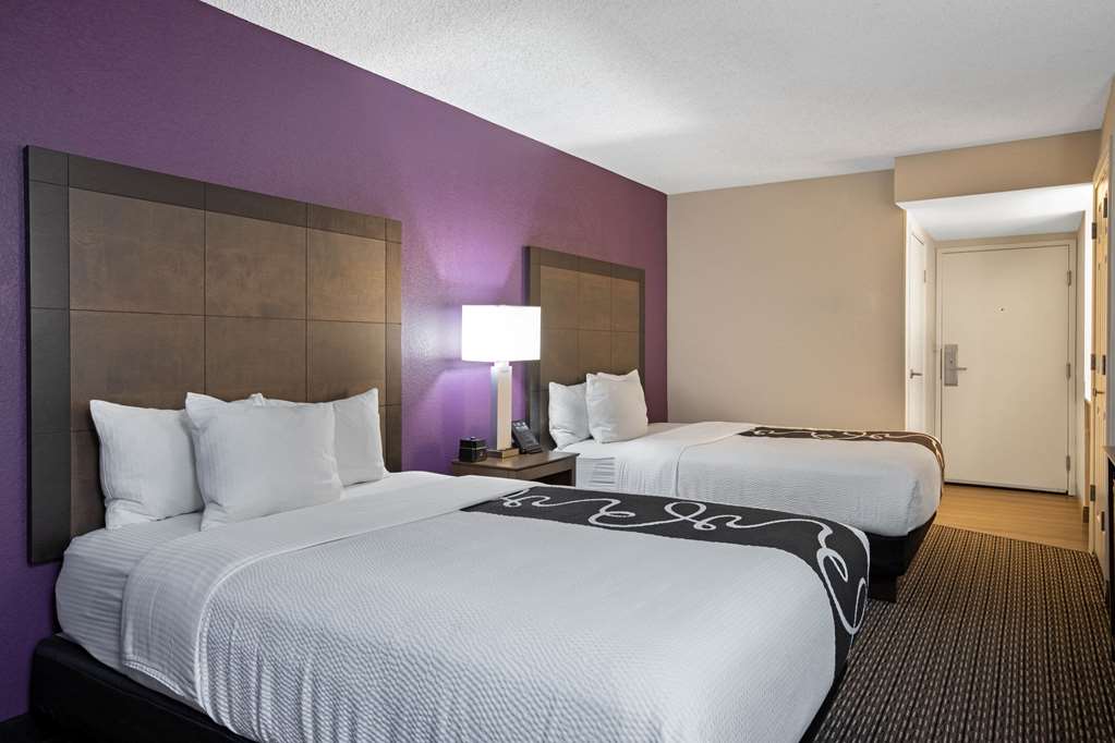 La Quinta Inn & Suites by Wyndham Rancho Cordova Sacramento - photo 29