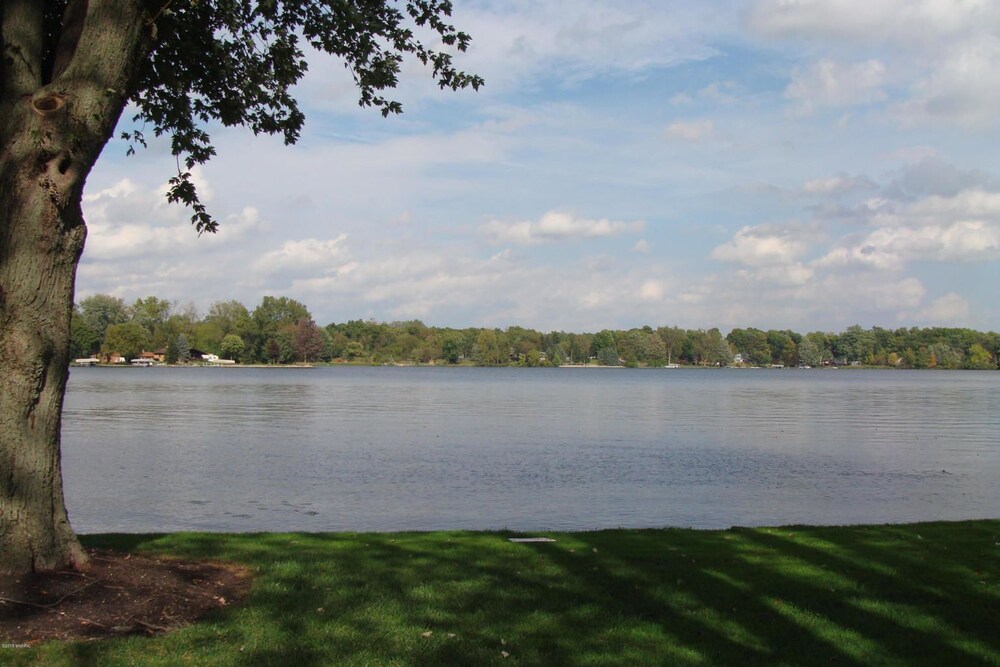 On Pointe Lakefront Resort - photo 33