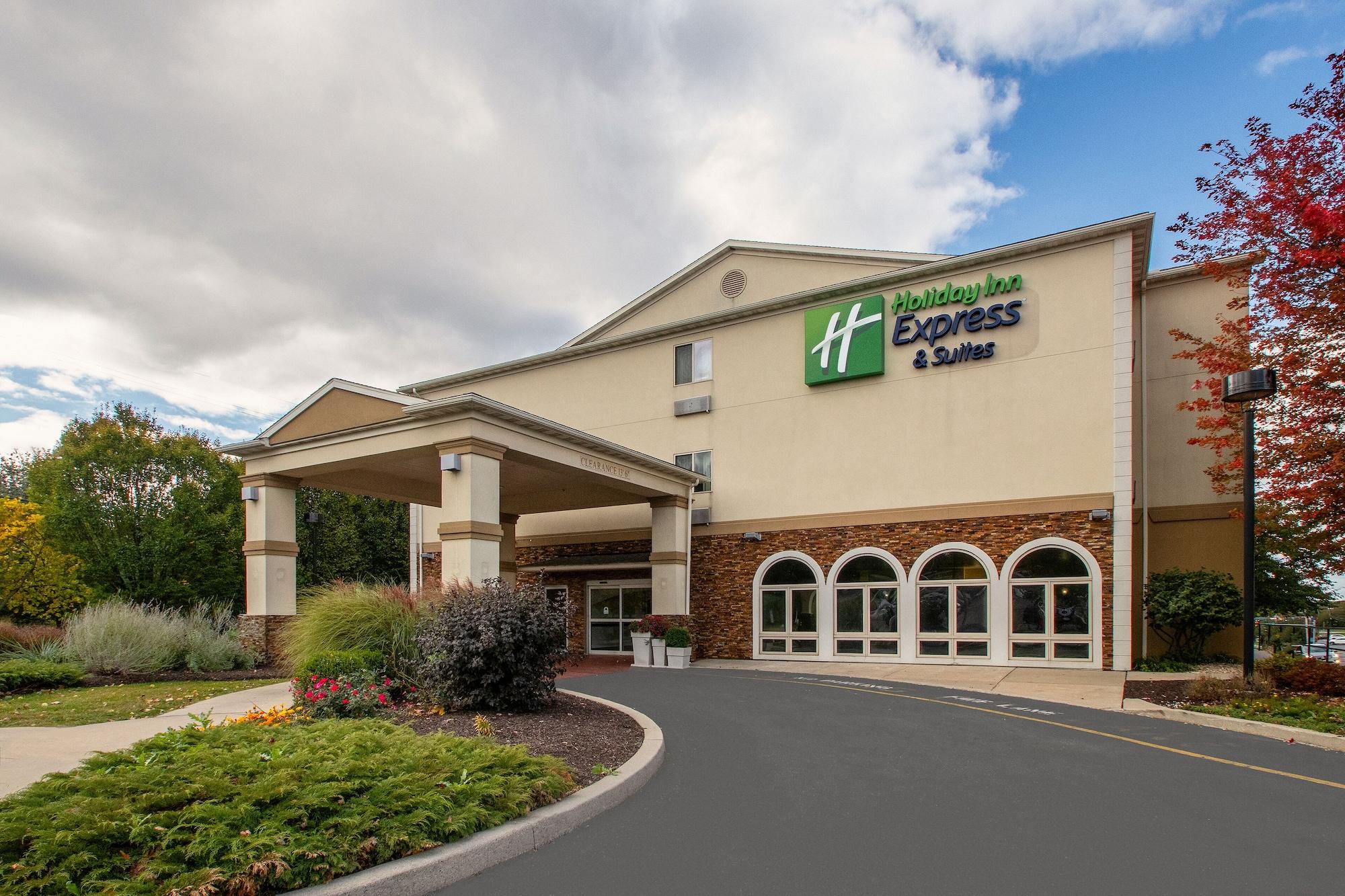 Holiday Inn Express & Suites Allentown West by IHG in Allentown, United States