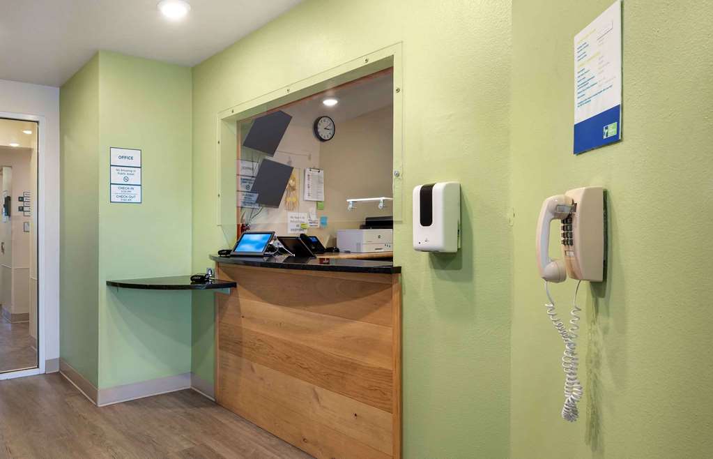 Extended Stay America Select Suites Wichita Airport - photo 6