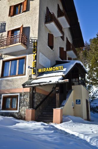 Hotel Miramonti — hotel in Claviere