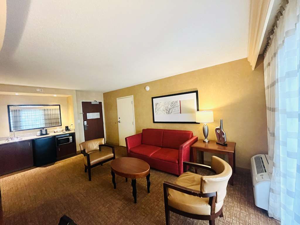 Sonesta Essential Junction City - photo 28