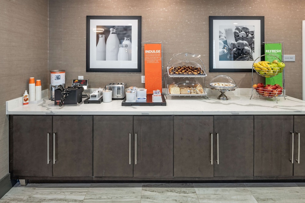 Hampton Inn & Suites Dallas Plano Central - photo 49
