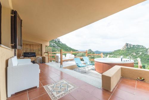 Villa Aloe — 4-Star Luxury Hotel in None, Italy