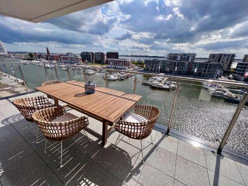 Coast House Seaside Loft — 4-Star Luxury Hotel in Bremerhaven, Germany
