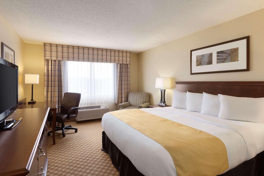 Country Inn & Suites by Radisson Rochester MN - photo 4