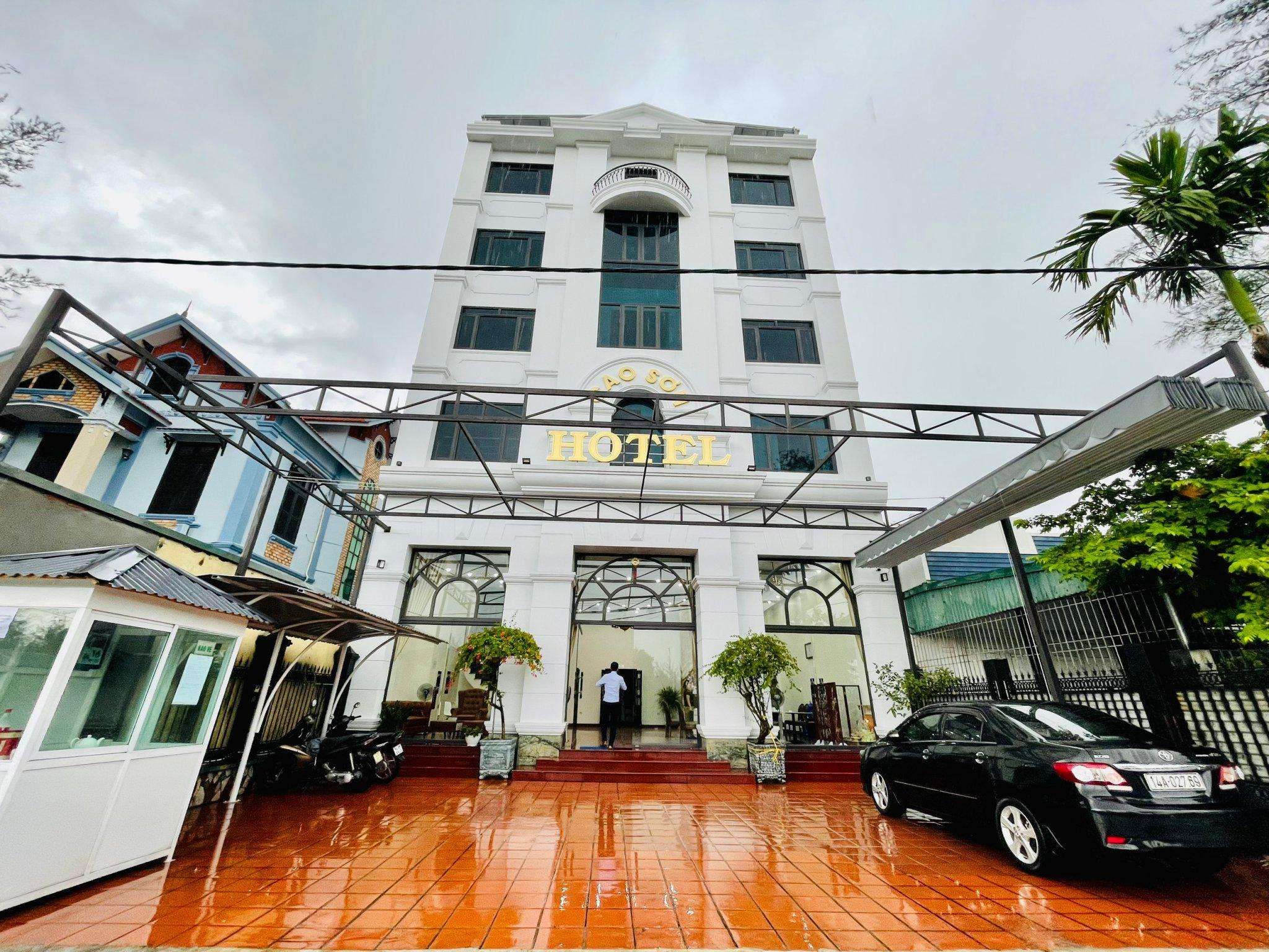 Cao Son Hotel Cam Pha