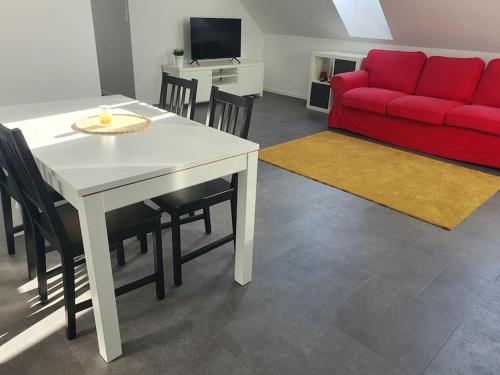 Nový podkrovný byt v rodinnom dome pre 6 osôb in Nove Mesto Nad Vahom, Slovakia