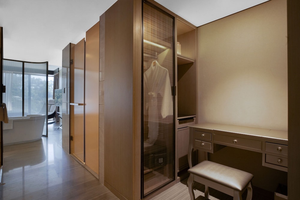 Sheraton Universal Hotel - photo 36