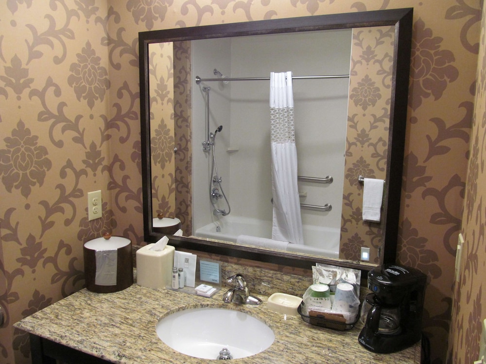 Hampton Inn & Suites Hope - photo 18