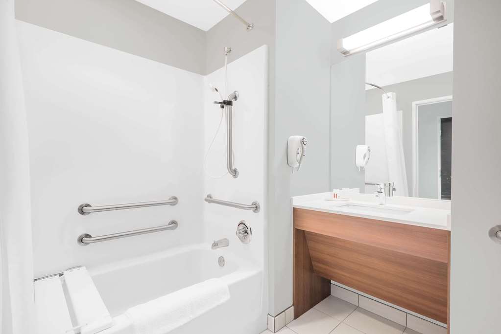 Microtel Inn & Suites By Wyndham Binghamton - photo 7