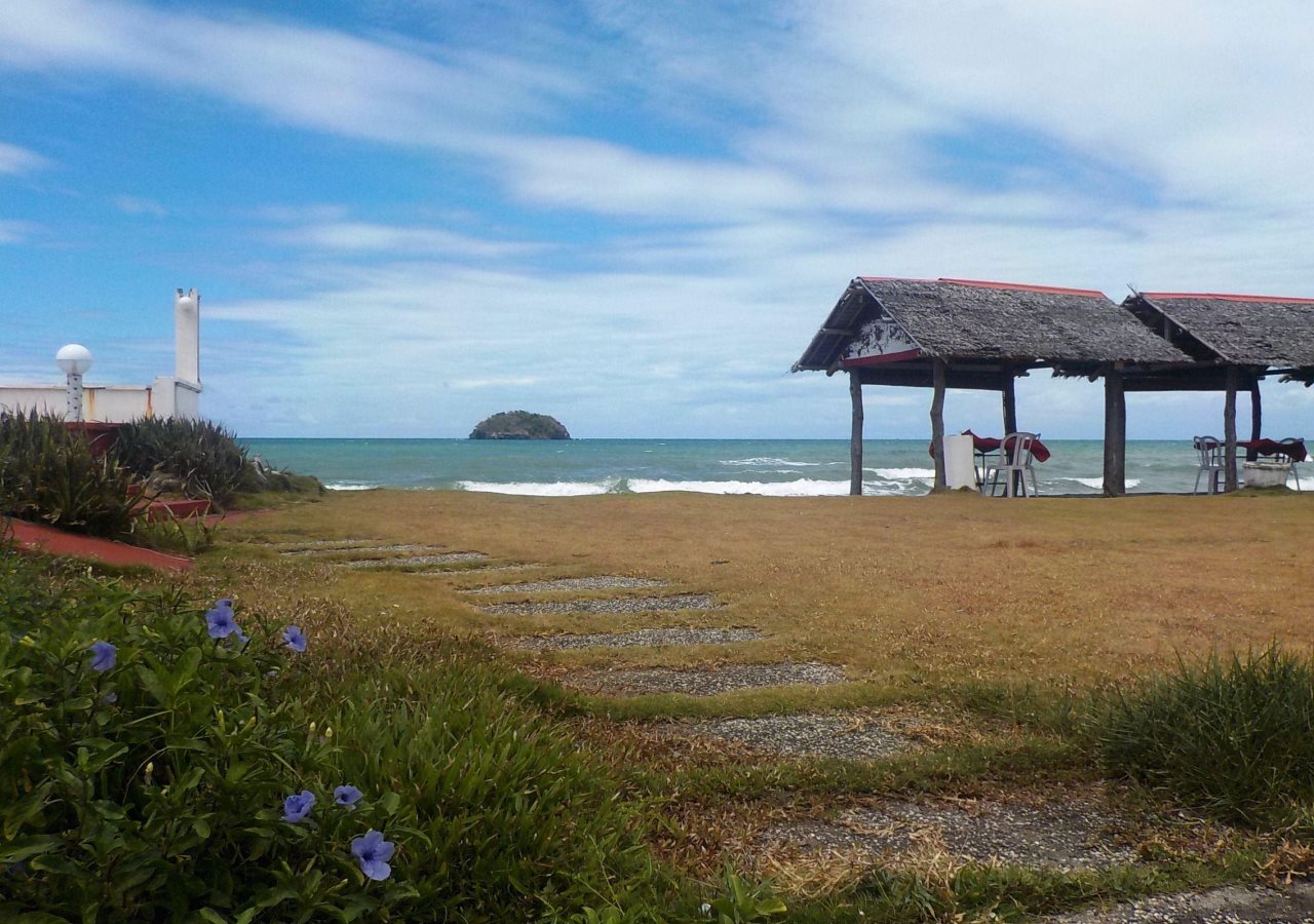 Baia Norte Beach Club Hotel in Roxas, Philippines