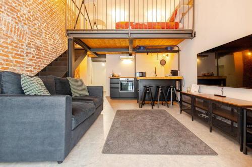 Loft in Centro a Milano Con Accesso Privato — 4-Star Luxury Hotel in Milan, Italy