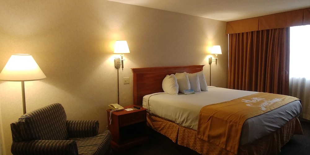 Days Inn by Wyndham Sidney OH - photo 5