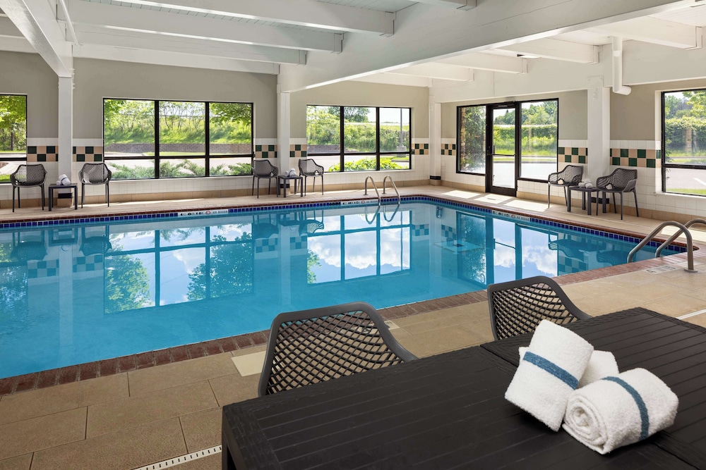 Hampton Inn Minneapolis NW Maple Grove - photo 20