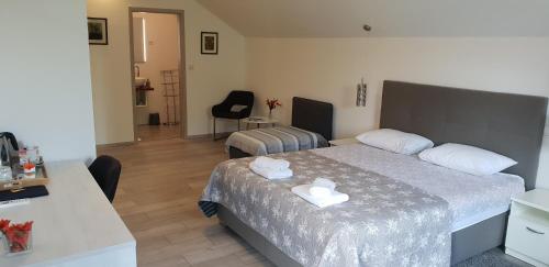 KE TO Zagreb Airport Rooms — 4-Star Luxury Hotel in Velika Gorica, Croatia
