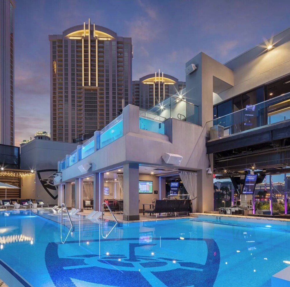 True 1BR Strip View at MGM Signature - photo 46