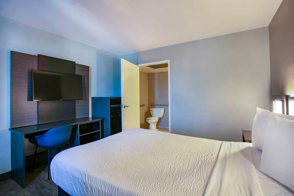 Motel 6 Kingman AZ Route 66 East - photo 18