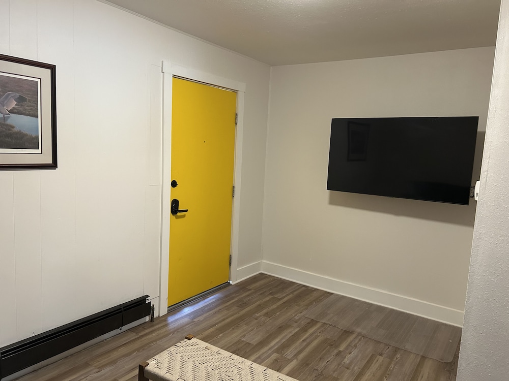Powell JET Motor Inn - photo 13