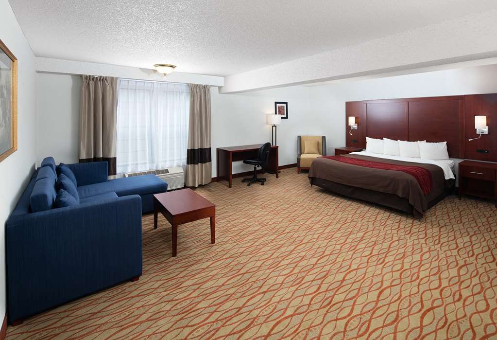 Red Lion Inn & Suites Auburn - photo 16