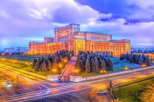 House of Parliament Ultracentral Apartament self check in — 4-Star Luxury Hotel in Bucharest, Romania