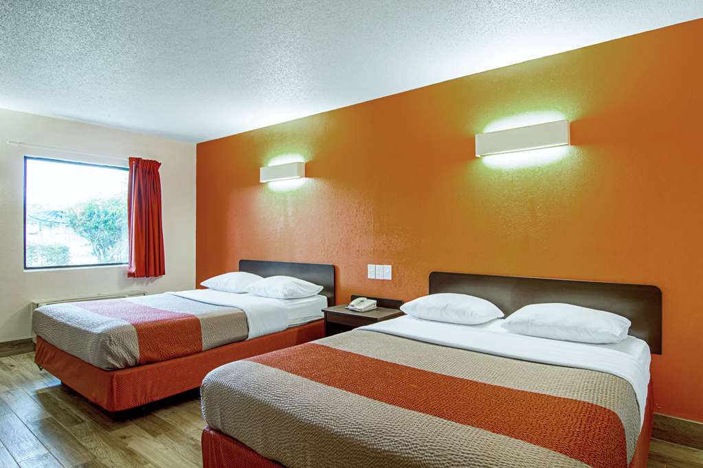 Motel 6 Starke FL - photo 26