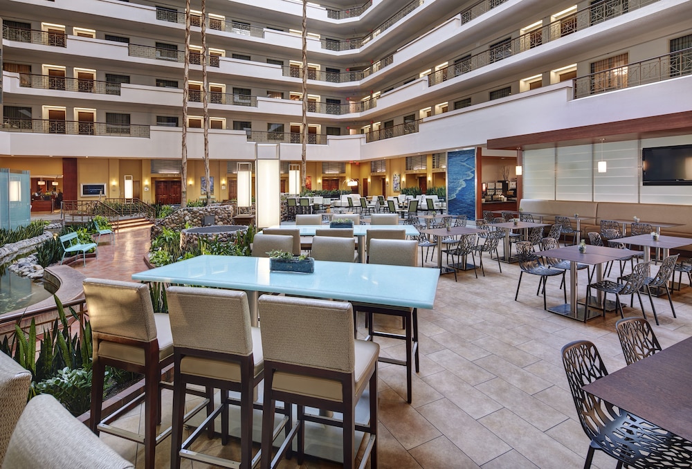 Embassy Suites by Hilton San Diego La Jolla - photo 35