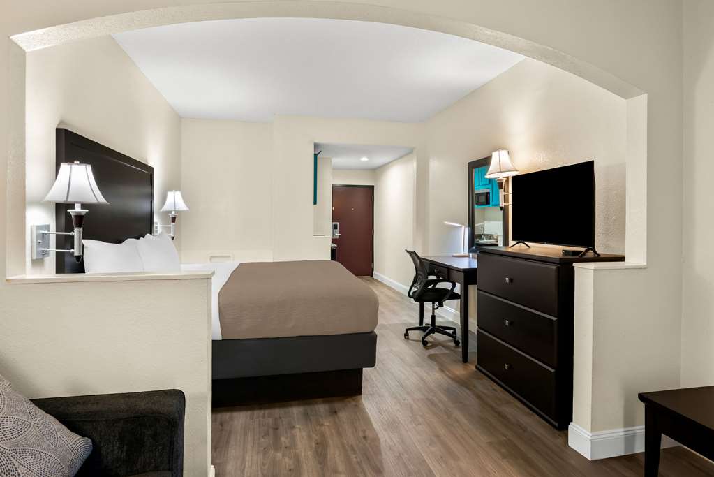 Quality Inn & Suites Lafayette - photo 25