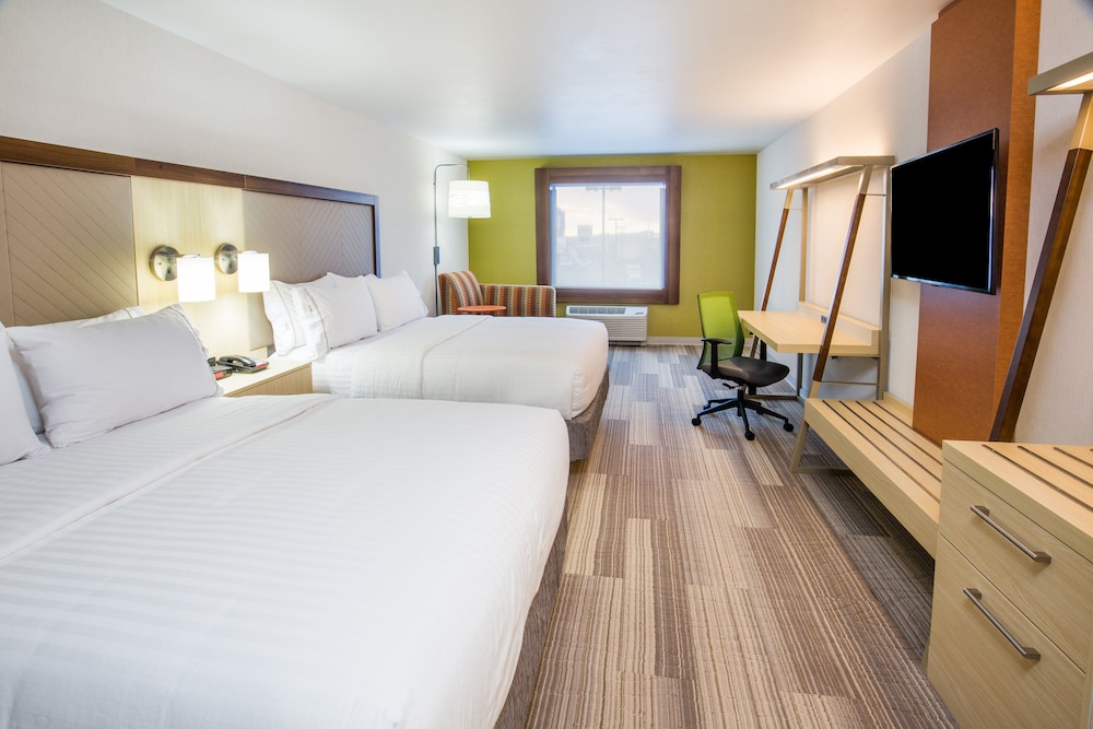 Holiday Inn Express & Suites Pahrump by IHG - photo 6