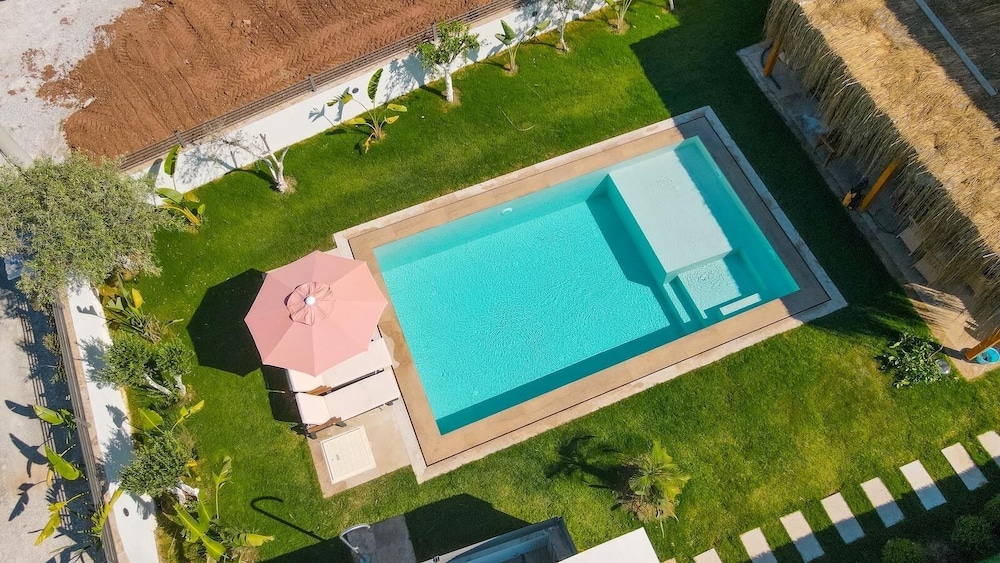 Jessic Villas — 4-Star Luxury Hotel in Filyos, Turkey