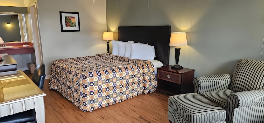 Astoria Hotel Danville West - photo 8