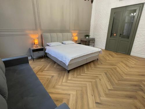 Alexander Flat_Alecsandri — 4-Star Luxury Hotel in Oradea, Romania
