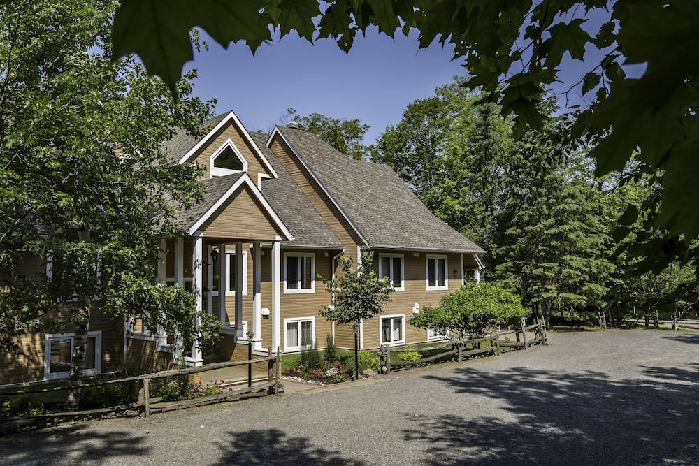 L’Érabliere Tremblant Sunstar in Mont-Tremblant, Canada