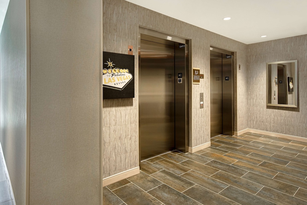 Home2 Suites by Hilton Las Vegas North - photo 37
