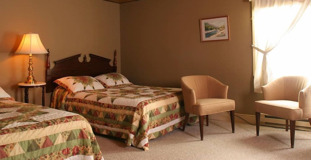 Crestmont Inn - photo 16