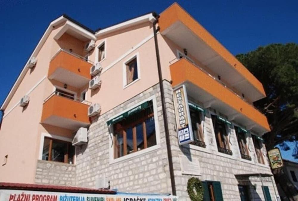 Hotel Fiammanti — Herceg Novi