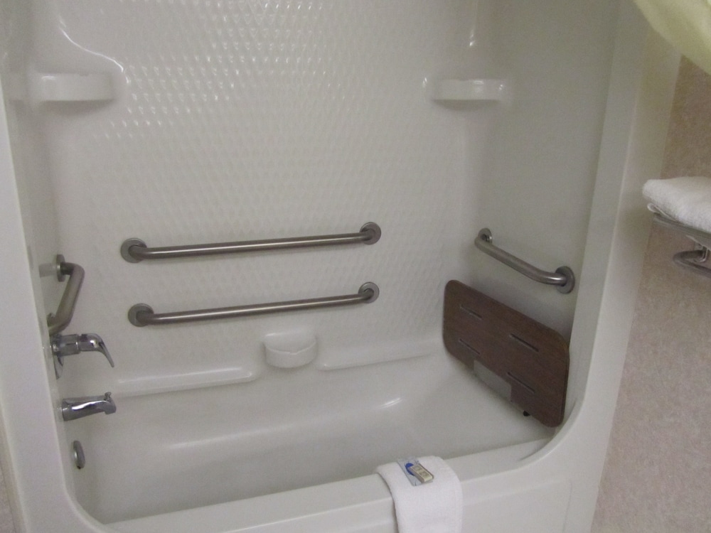 Executive Inn and Suites Wichita Falls - photo 49
